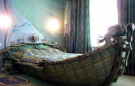 1916年7月9日英國前首相愛德華·希思出生。_歷史上的今天