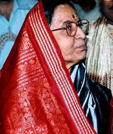 2004年11月8日普拉蒂巴·帕蒂爾任拉賈斯坦邦首位女邦長。_歷史上的今天