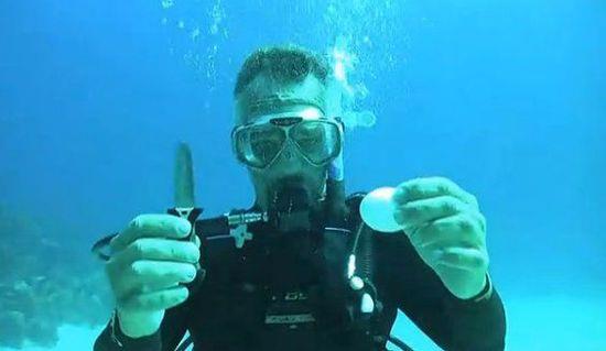 在20米深的海裡面打開一個雞蛋會發生何種奇蹟?