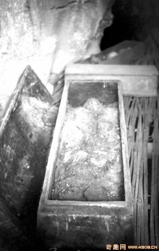 1946年的宜賓懸棺葬千古之謎