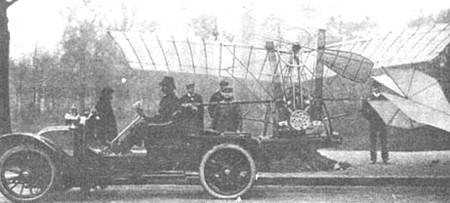 1907年11月13日世界上第一架直升飛機在法國飛起。_歷史上的今天