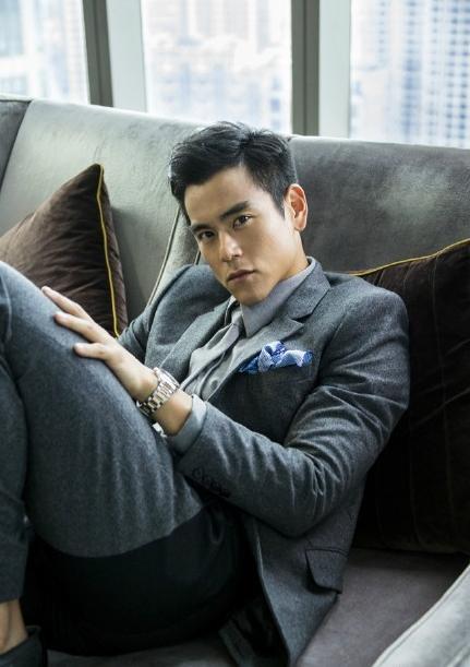 流浪漢撞臉彭于晏相似度100% 網友懷疑在拍戲