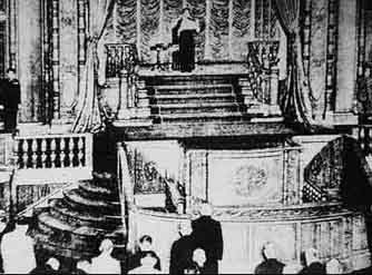 1945年8月14日日本政府照會美國、英國、中國三國政府,宣布接受旨在敦促日本法_歷史上的今天