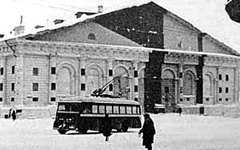 鄭袖與屈原什麼關係 鄭袖為何要害屈原