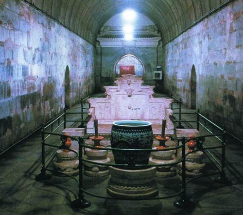 明神宗屍身在棺槨內的神秘姿勢之謎(組圖)