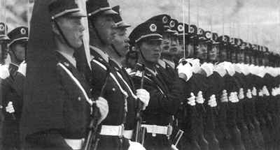 012821.jpg(10532bytes)