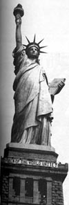 1886年10月28日美國總統格羅弗·克利夫蘭為自由女神像揭幕。_歷史上的今天