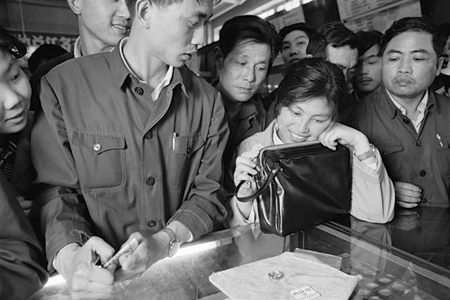 老照片:七十年代記憶 濃濃的上海味道