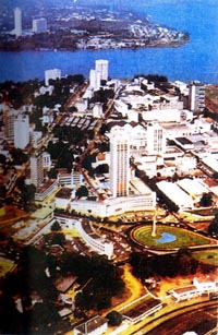 1983年3月2日中國與象牙海岸(象牙海岸)共和國建交_歷史上的今天