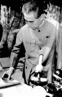 1971年9月13日林彪叛國出逃，墜機身亡。_歷史上的今天