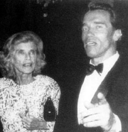 1947年7月30日演員、作家、導演、餐館老闆、州長阿諾德·施瓦辛格出生_歷史上的今天