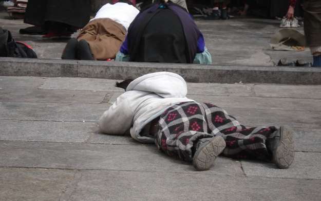 12歲女孩討飯時與家人失散 尋親53年終團聚