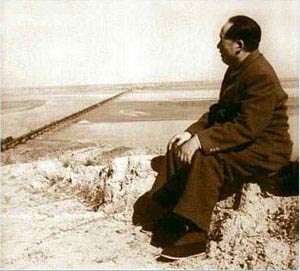 1952年4月1日毛澤東寫的《矛盾論》發表_歷史上的今天