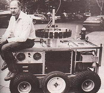 1989年5月3日卡內基·梅倫大學研製出無人駕駛汽車_歷史上的今天