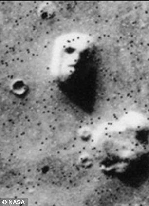 好奇號火星車拍攝的照片現不明白色光斑【圖文】