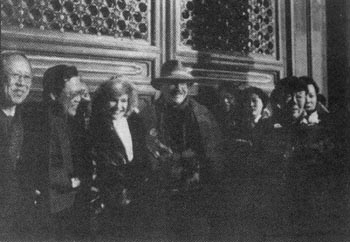 1988年1月1日北京天安門城樓對中外遊客正式開放。 _歷史上的今天