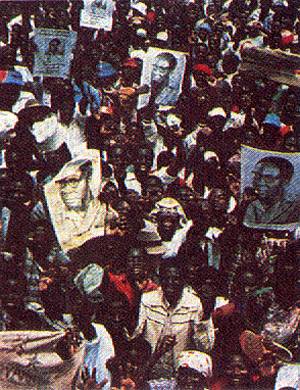 1980年3月4日穆加貝即將組織辛巴威黑人政權_歷史上的今天