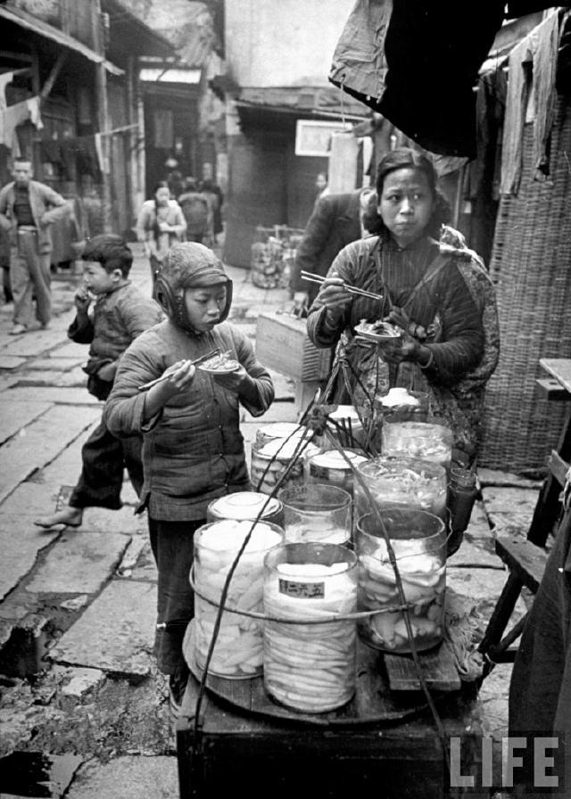 老照片：風雨飄搖的廣州 1949年