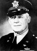 1886年7月25日美國唯一的空軍五星上將亨利·哈利·阿諾德出生。_歷史上的今天