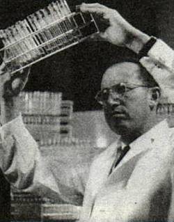 1952年3月26日索爾克為預防小兒麻痹症帶來福音_歷史上的今天