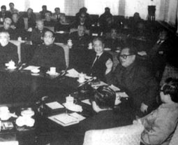 1990年3月12日中共十三屆六中全會決定加強黨同人民民眾的聯繫_歷史上的今天
