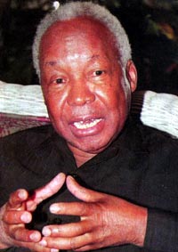1999年10月14日坦尚尼亞開國元首，前總統尼雷爾病逝_歷史上的今天