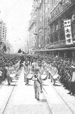 1949年7月6日上海百萬軍民慶祝解放_歷史上的今天