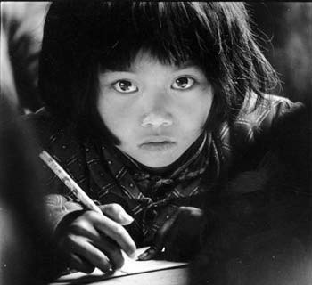 1992年4月15日“希望工程——百萬愛心行動”計畫開始實施_歷史上的今天