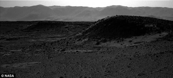 好奇號火星車拍攝的照片現不明白色光斑【圖文】