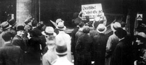 1933年4月1日納粹德國取締猶太人開店引發騷亂_歷史上的今天