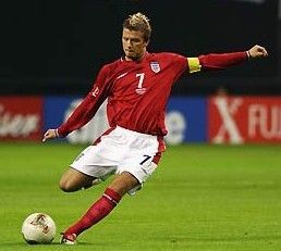 1975年5月2日貝克漢姆出生於倫敦雷頓斯通_歷史上的今天