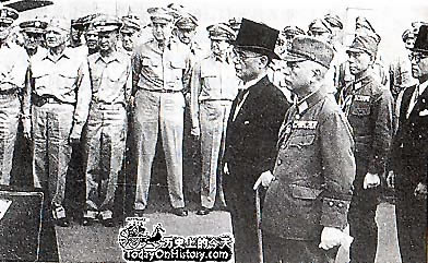 010812.jpg(45594bytes)