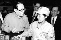 1995年5月11日江澤民先後考察了江蘇等省市_歷史上的今天