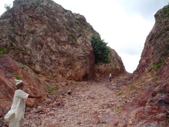 印度真人版愚公移山 凡人的不朽