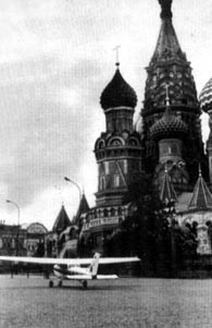 1987年5月28日西德青年魯斯特駕機降落紅場_歷史上的今天