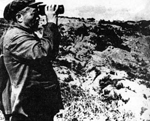 1950年10月19日以彭德懷為司令員兼政治委員的中國人民志願軍分別從丹東、長甸河_歷史上的今天