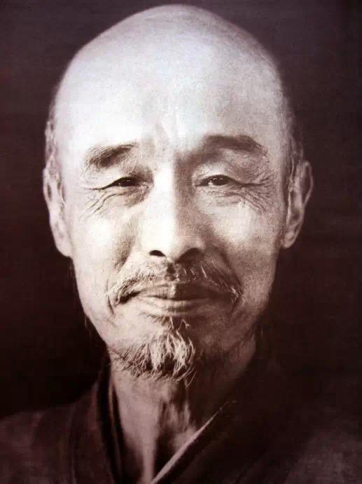 怎樣欣賞弘一大師的書法?