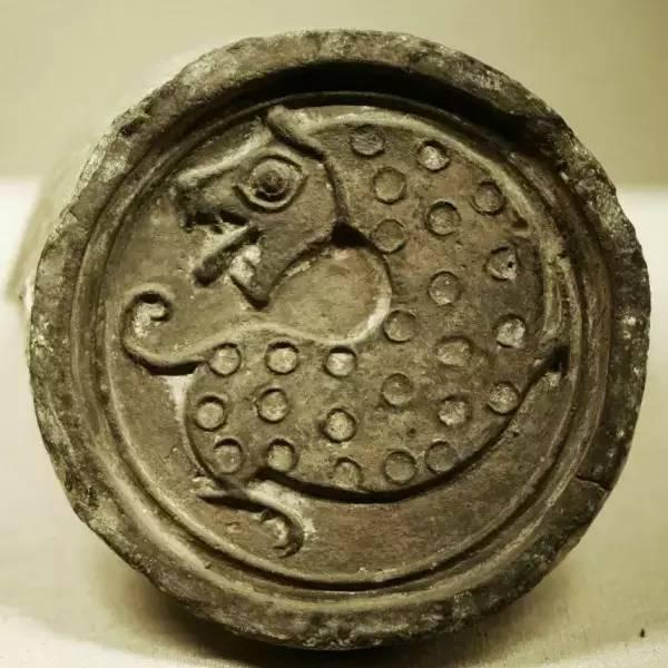 秦漢瓦當，屋檐上的藝術