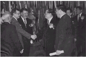 1999年12月2日國際保護臭氧層大會高級別會議在北京開幕。_歷史上的今天