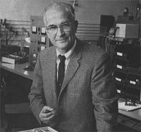 1910年2月13日電晶體的發明者威廉·肖克利出生_歷史上的今天