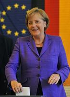 1954年7月17日安格拉·默克爾，德國歷史上第一位女總理，出生於德國漢堡。_歷史上的今天