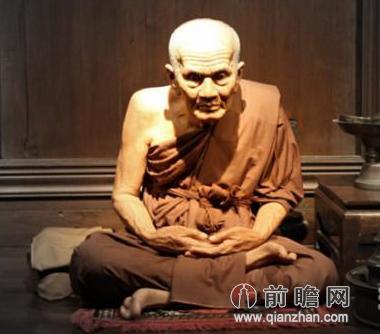 高僧圓寂後化成一道彩虹？破解人體虹化之謎