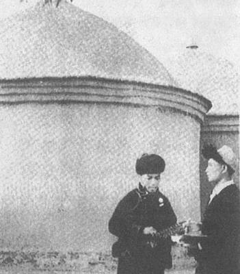 1972年12月10日毛澤東提出“深挖洞,廣積糧,不稱霸”。_歷史上的今天