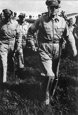 1951年4月9日麥克阿瑟被解除聯合國軍總司令職務_歷史上的今天