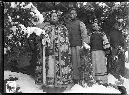 八張舊照片帶你了解慈禧太后的皇宮生活秘聞