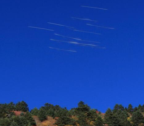 UFO頻現地球：神農架現不明飛行物軌跡