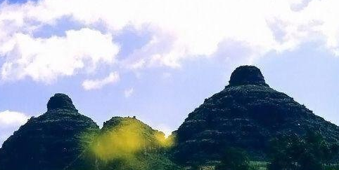 國內震撼奇觀：雙乳山似女人乳房