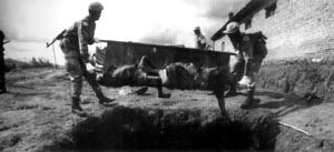 1995年4月20日盧安達連續發生慘案 約5000人喪生_歷史上的今天