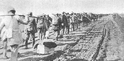 1945年8月14日中共軍隊分三路急進東北_歷史上的今天