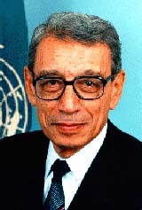 1995年11月17日加利與太空中太空人互致問候。_歷史上的今天